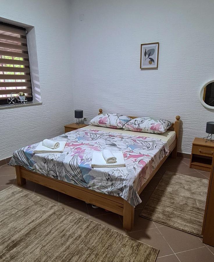 Prenociste Dubravka Daire Livno Dış mekan fotoğraf