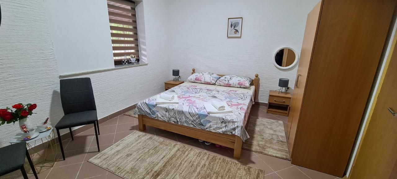 Prenociste Dubravka Daire Livno Dış mekan fotoğraf